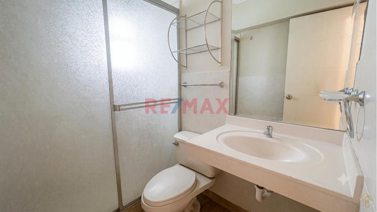 🏡 Vive En La Av. Antonio Miró Quesada: Amplitud, Privacidad Y Una Ubicación Que Lo Tiene Todo. — foto 14