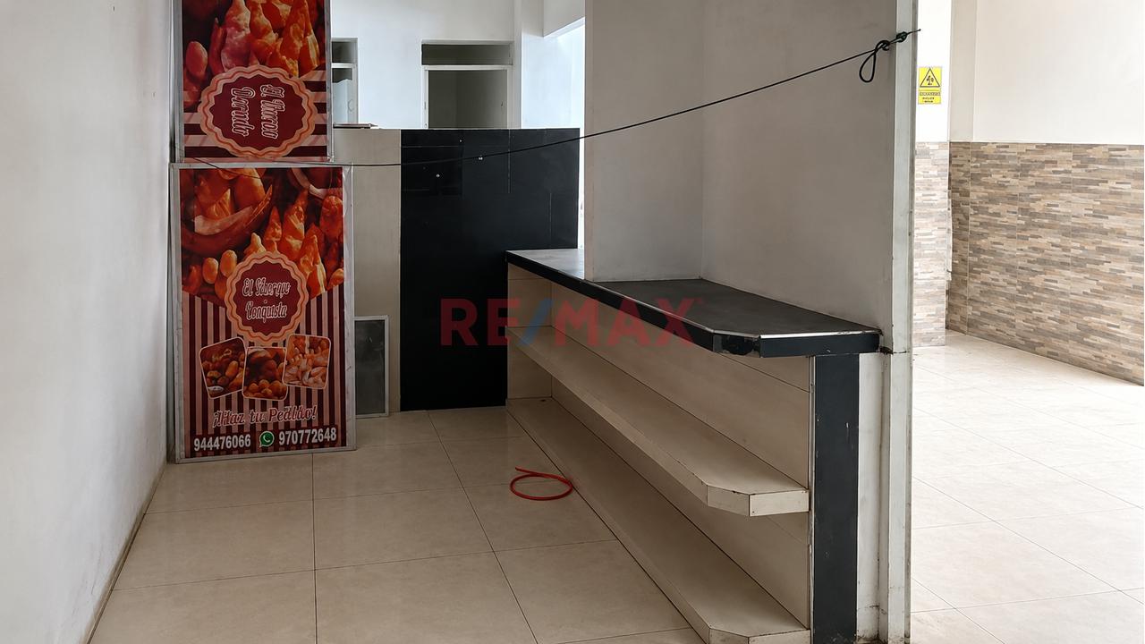 Local Comercial De 75 M² En Urb. Ignacio Merino - 1.ª Etapa, Ubicado Sobre Avenida Principal Y Cerca A Inkafarma. - 4
