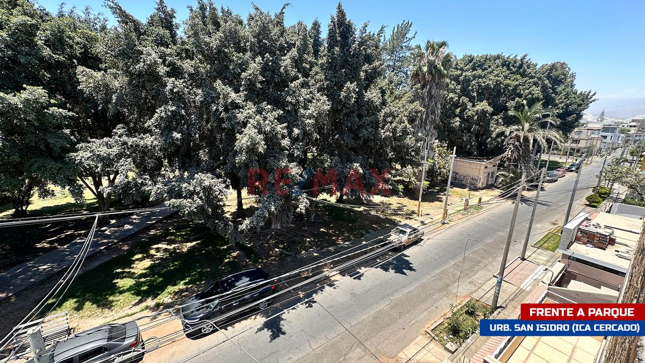 Oficina En Alquiler En Primer Piso - Urb San Isidro (Ica) - 10