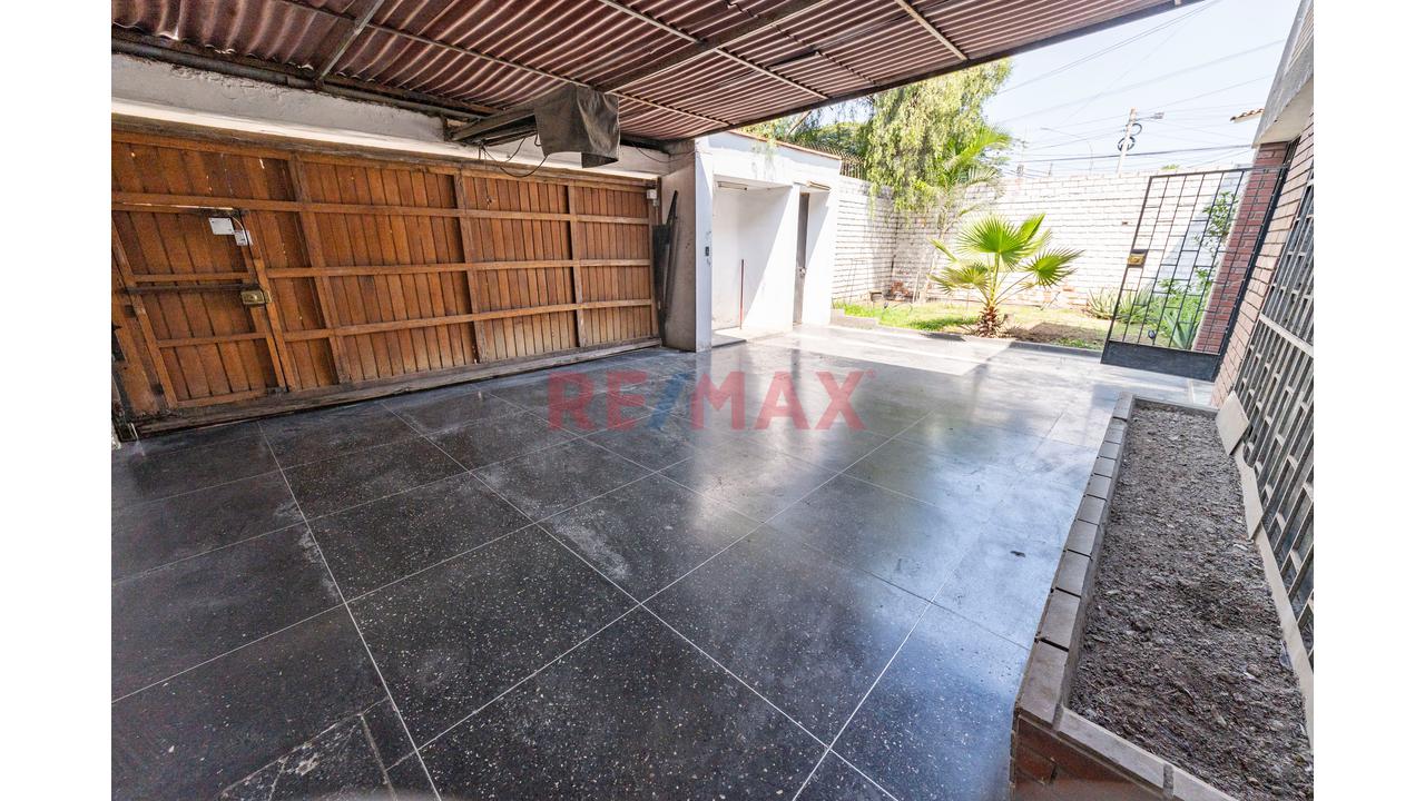 Casa Como Terreno Para Proyecto Multifamiliar - Valle Hermoso — foto 3