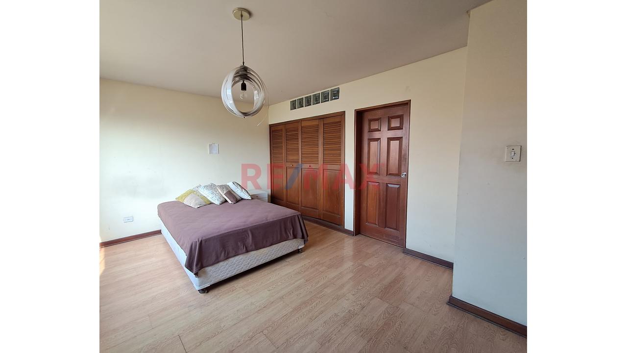 Ocasion! Venta Casa Residencial Frente A La Universidad De Lima Y Jockey Plaza - Surco — foto 13