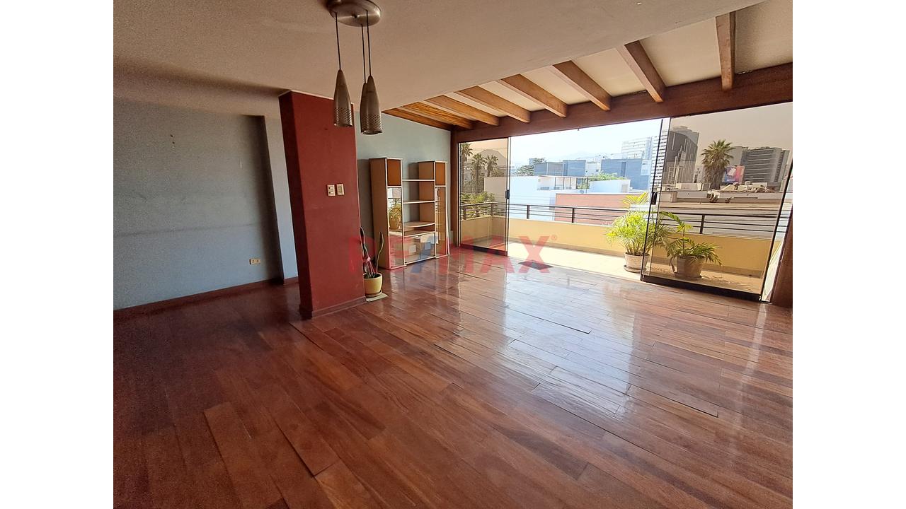 Se Alquila! Casa Residencial De 3 Pisos Frente A La Universidad De Lima Y Jockey Plaza - Surco — foto 15