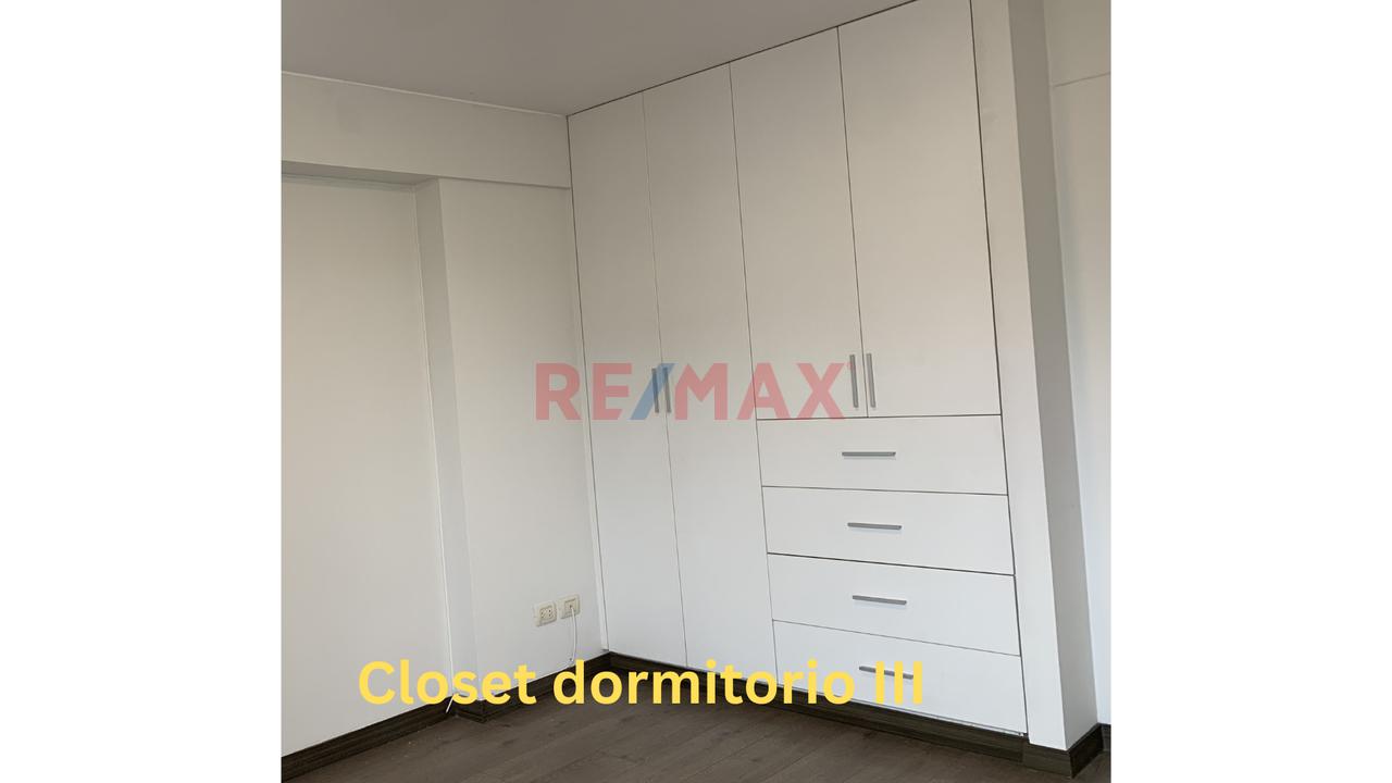 Venta De Amplio Departamento En Miraflores — foto 12