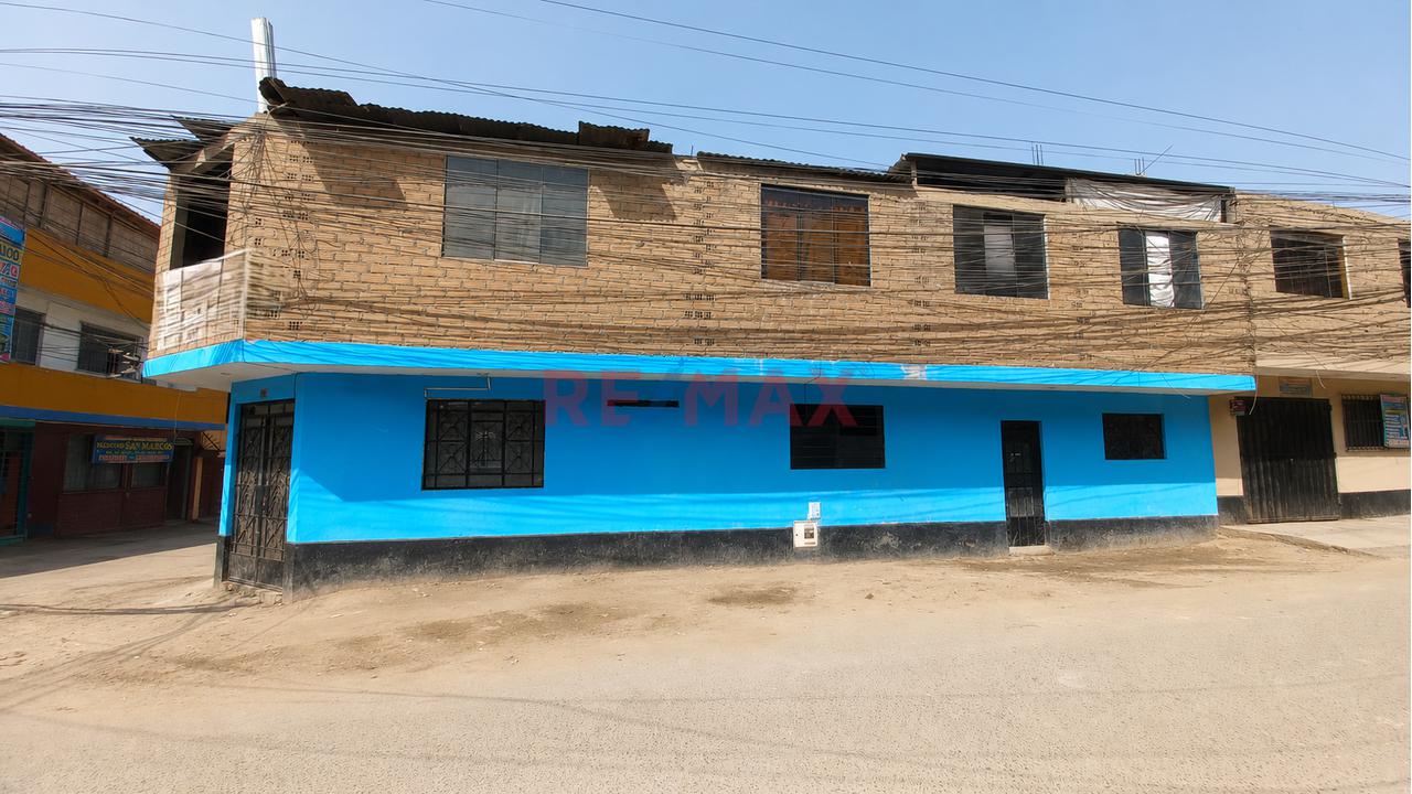 Se Vende Casa Como Terreno En Mariscal Cáceres - Sjl