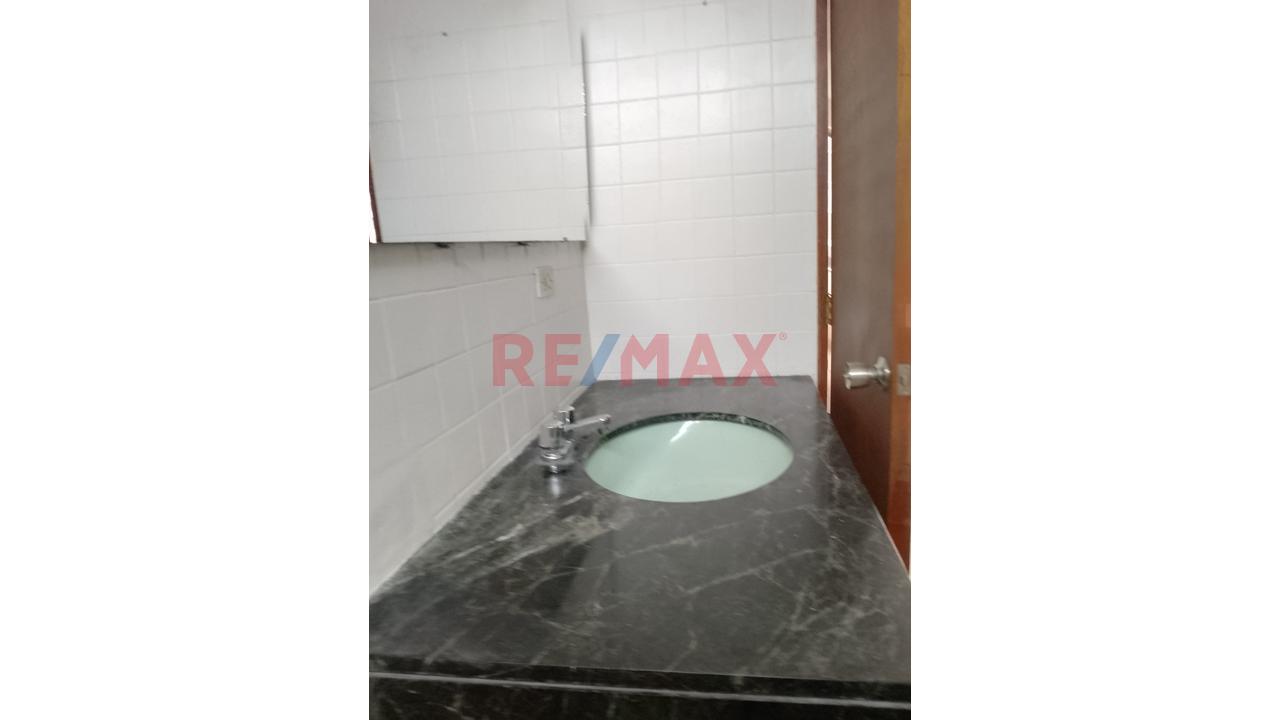 🏢 ¡Oportunidad Única! Oficina En Venta – Av. Arequipa — foto 5
