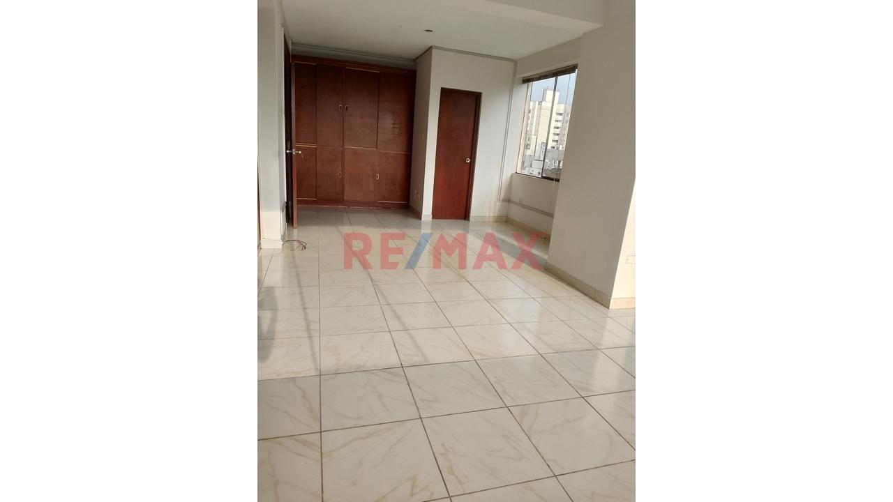 🏢 ¡Oportunidad Única! Oficina En Venta – Av. Arequipa — foto 4