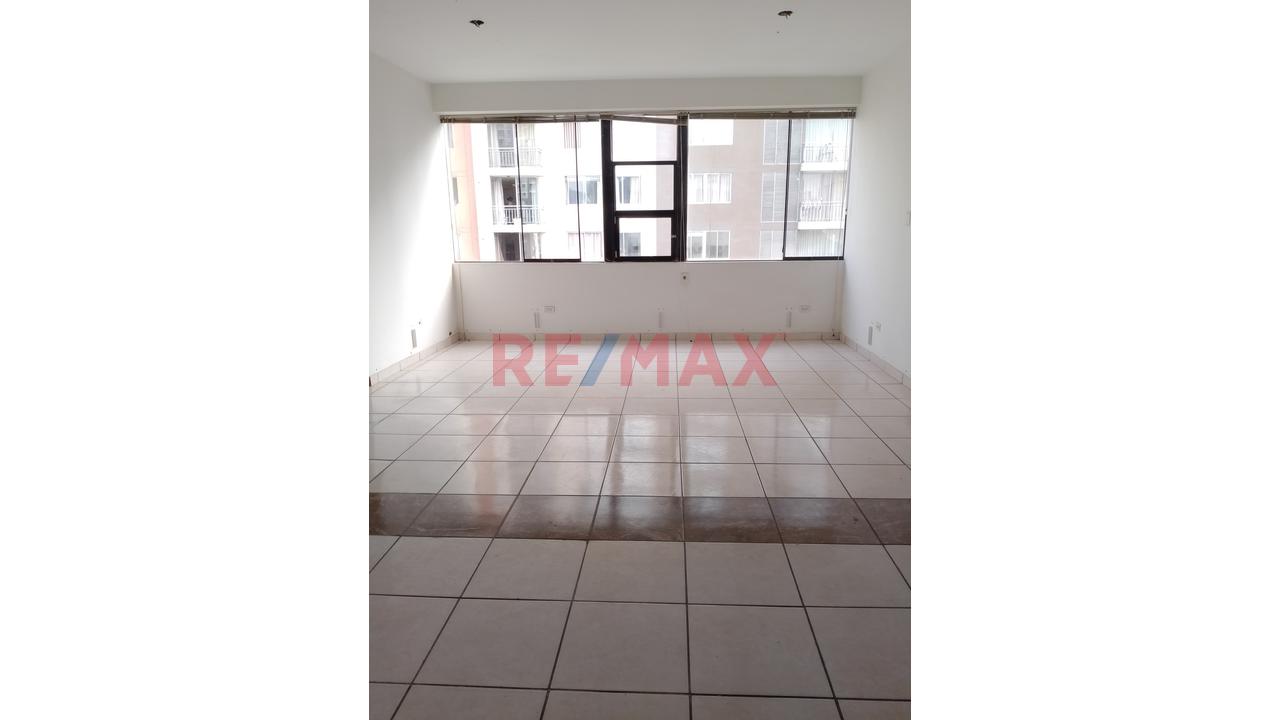 🏢 ¡Oportunidad Única! Oficina En Venta – Av. Arequipa — foto 3
