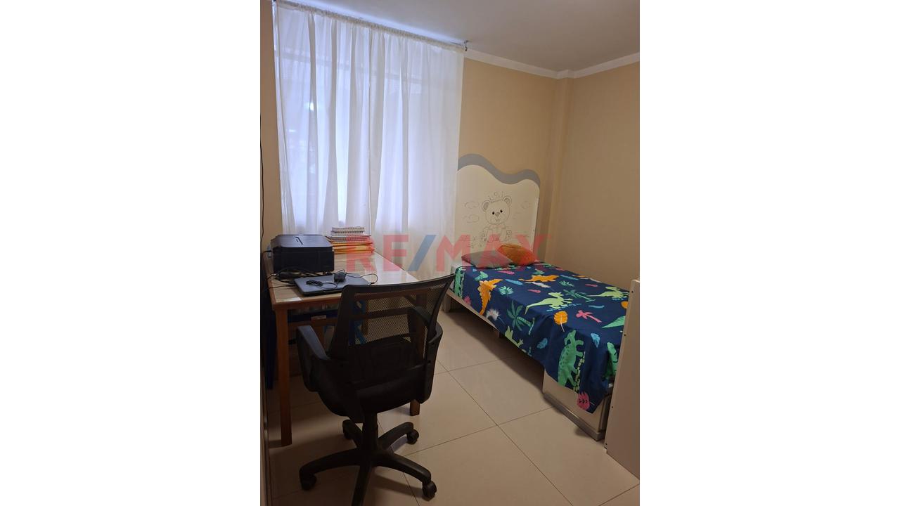 Venta De Departamento Semi Amoblado Cerca Del Hospital Sergio Bernales  Collique — foto 12
