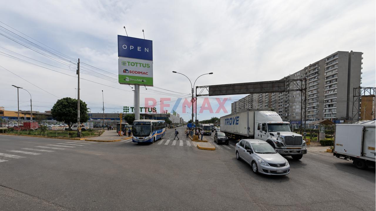 Local comercial de 140 m² en Callao — foto 5