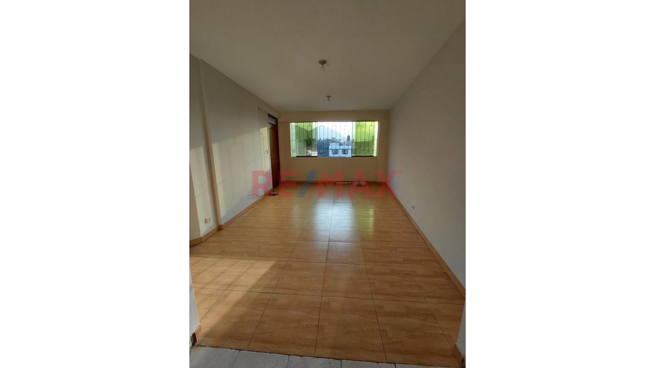 Venta Departamento 2Hab - La Molina-3Er Piso - 5