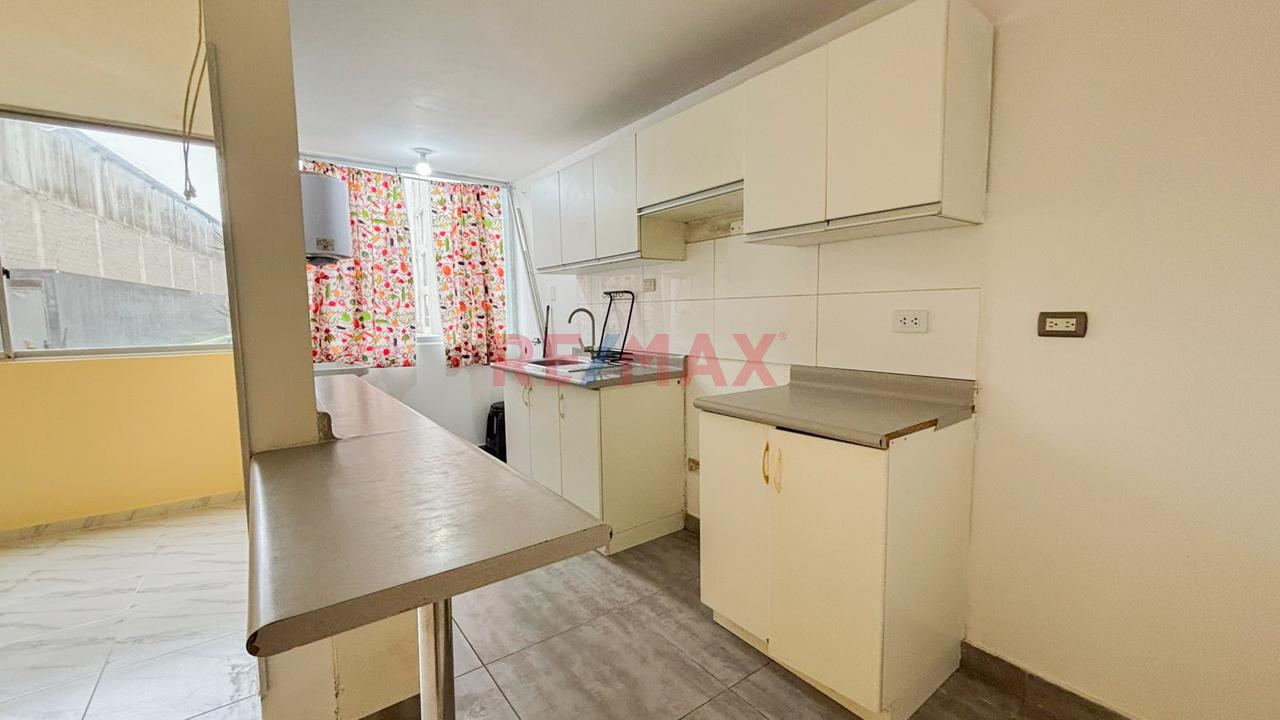 Vendo Departamento En Primer Piso Con Cochera En La Perla | 3 Dormitorios — foto 14