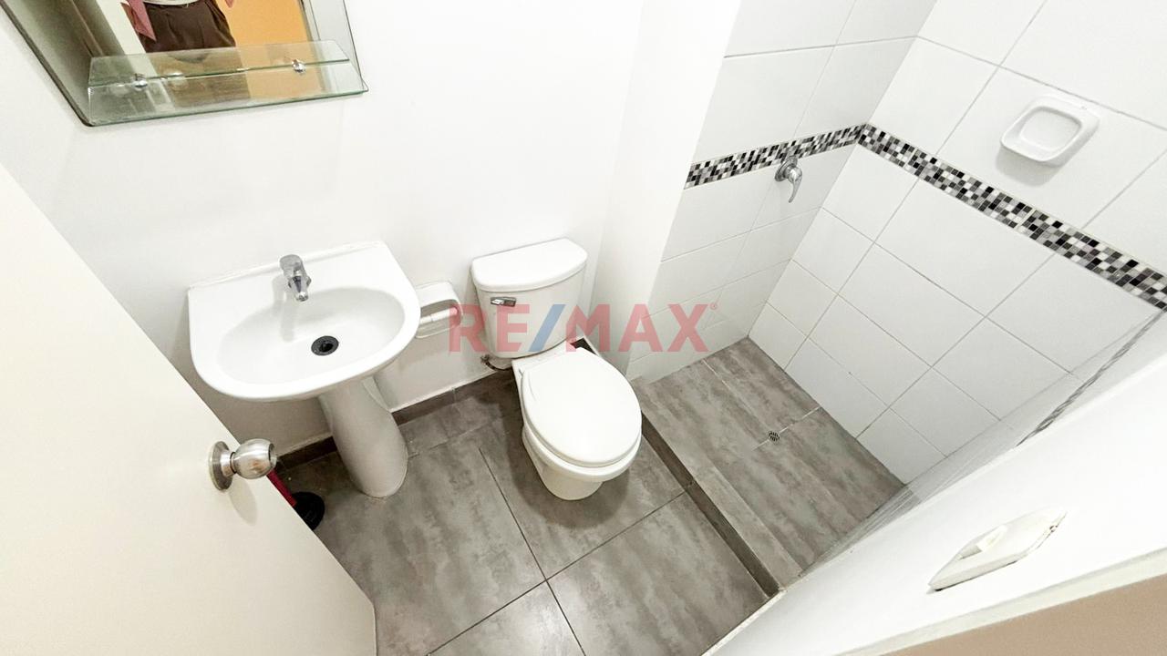 Vendo Departamento En Primer Piso Con Cochera En La Perla | 3 Dormitorios — foto 8