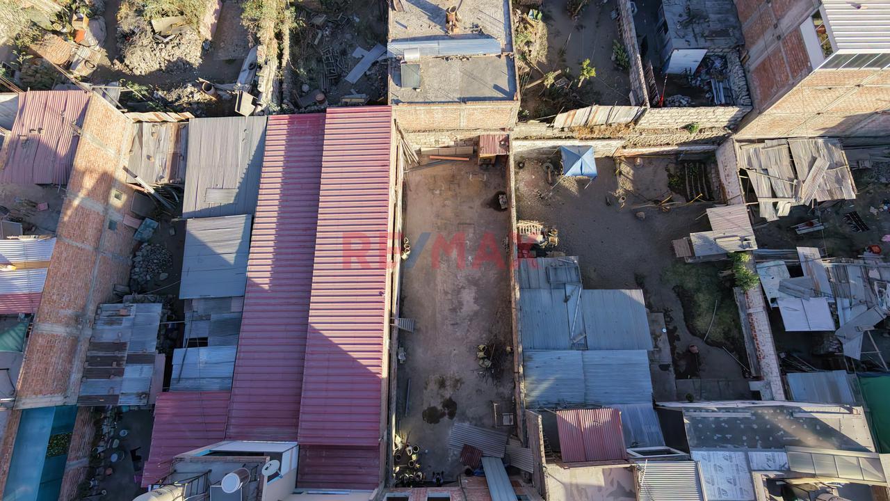 🏢 ¡Local Comercial Listo De 229M²! Av. Principal, Servicios Completos Y Vecino De Marca Top - 6