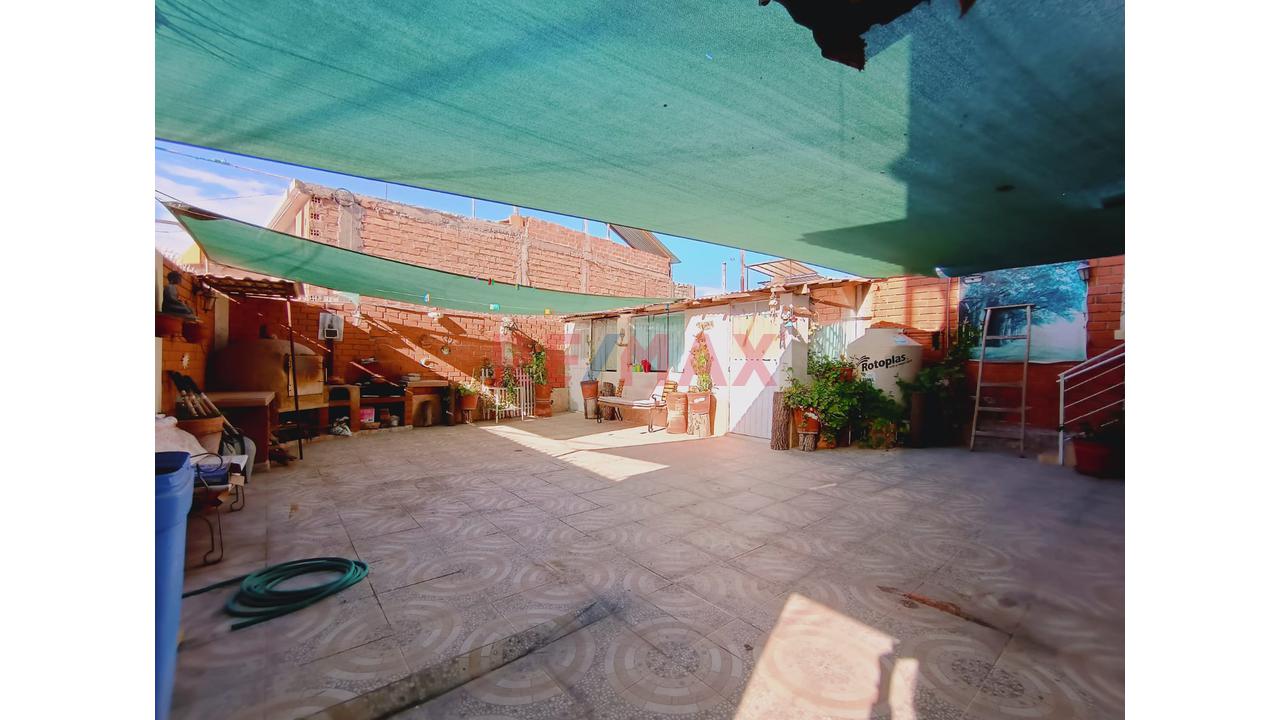 Se Alquila Casa Para Empresas A Una Cuadra De La Plaza Principal De Congata — foto 13