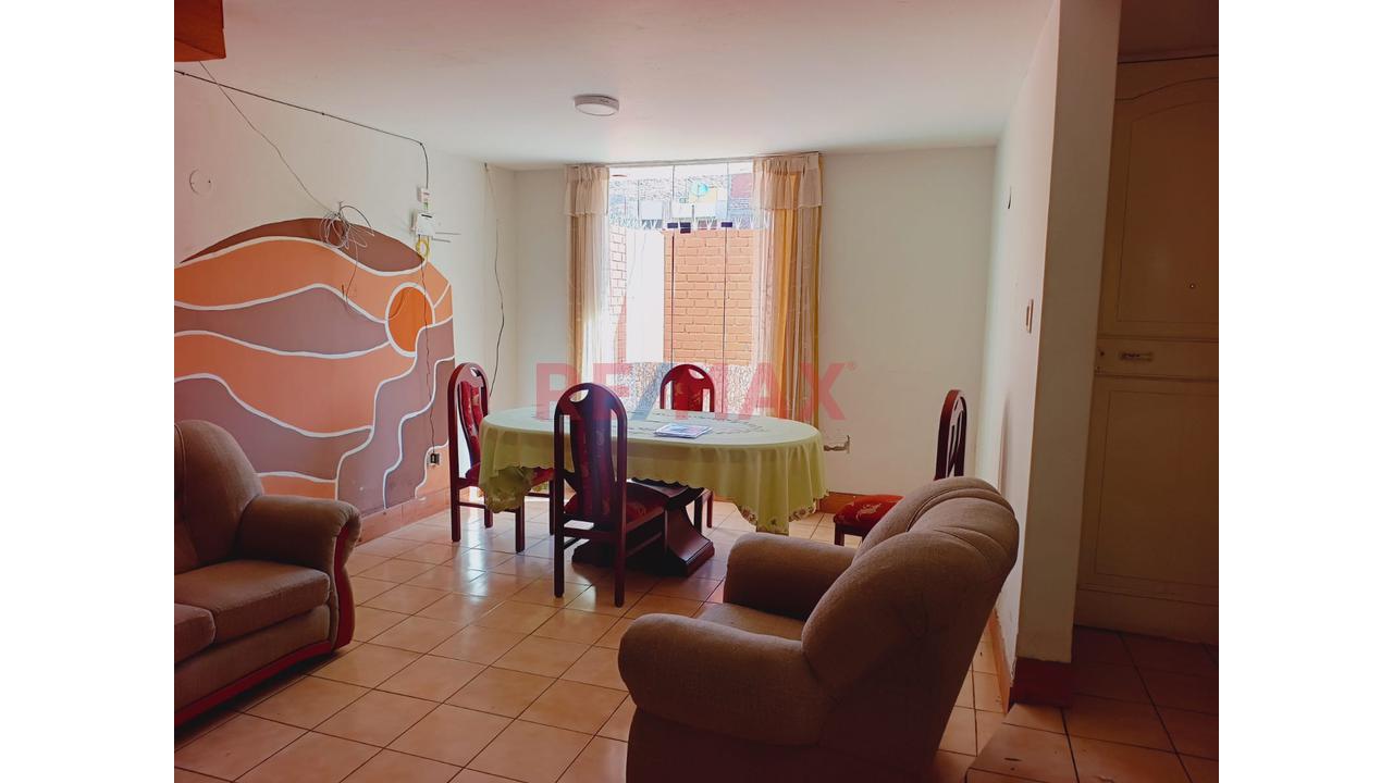 Se Alquila Casa Para Empresas A Una Cuadra De La Plaza Principal De Congata — foto 6
