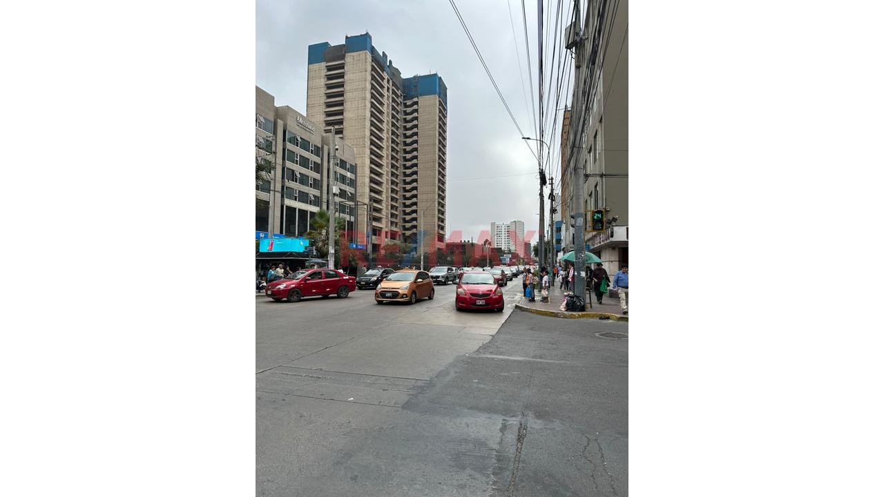 Lindo Departamento De Dos Habitaciones + Cochera En Alquiler En Lince — foto 2