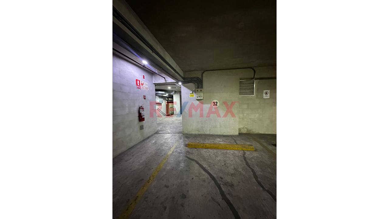 Lindo Departamento De Dos Habitaciones + Cochera En Alquiler En Lince — foto 11