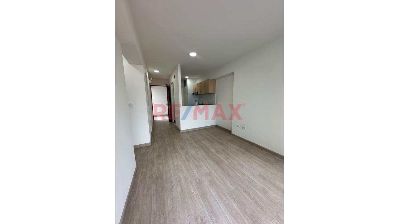 Lindo Departamento De Dos Habitaciones + Cochera En Alquiler En Lince — foto 14