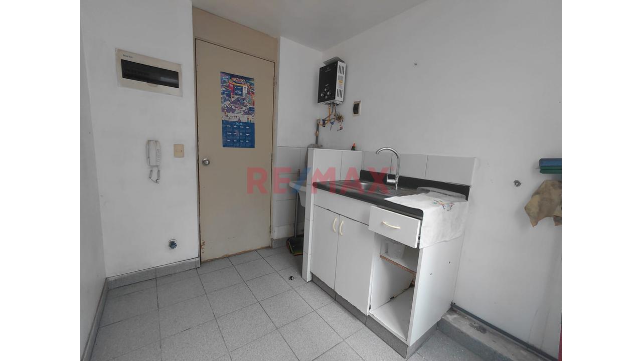 Alquilo Departamento De 3 Habitaciones En Condom. Ciudad Nueva  Frente A Tottus De Canta Callao — foto 4