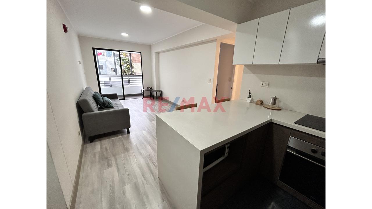 Alquiler San Isidro Semi Amoblado Piso 3 Balcon Int. — foto 8