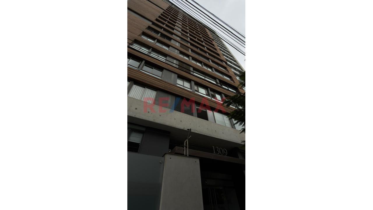 Exclusivo Dúplex Frente A Parque Con Terraza Y Excelentes Áreas Comunes - 1