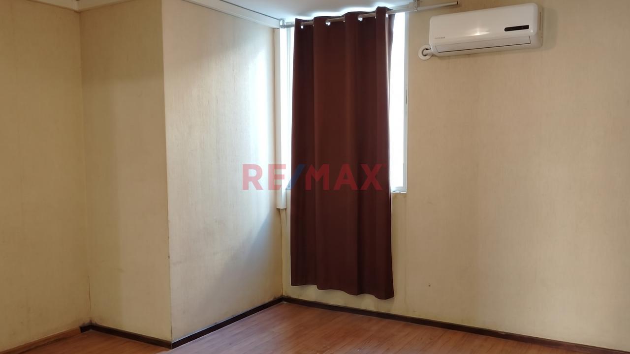 Departamento en Alquiler de 3 dormitorios ubicado en Veintiseis De Octubre Departamento en Alquiler de 3 dormitorios ubicado en Veintiseis De Octubre