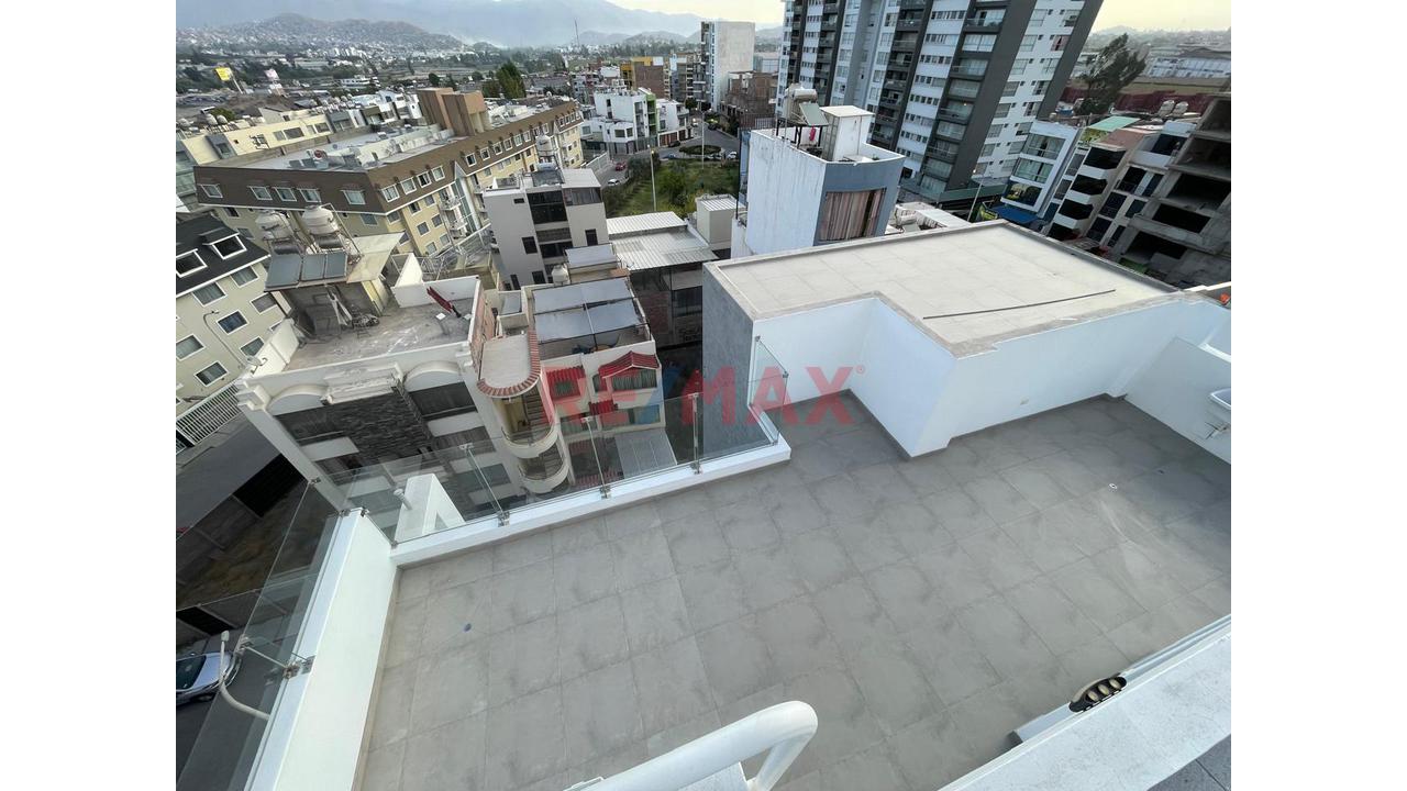 Departamento Duplex En Venta - 5
