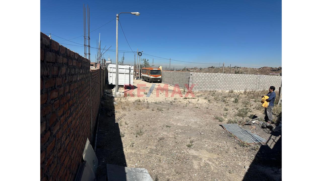 🏡 Terreno En Esquina De 200 M² En Villa Confraternidad – Alto Selva Alegre - 5