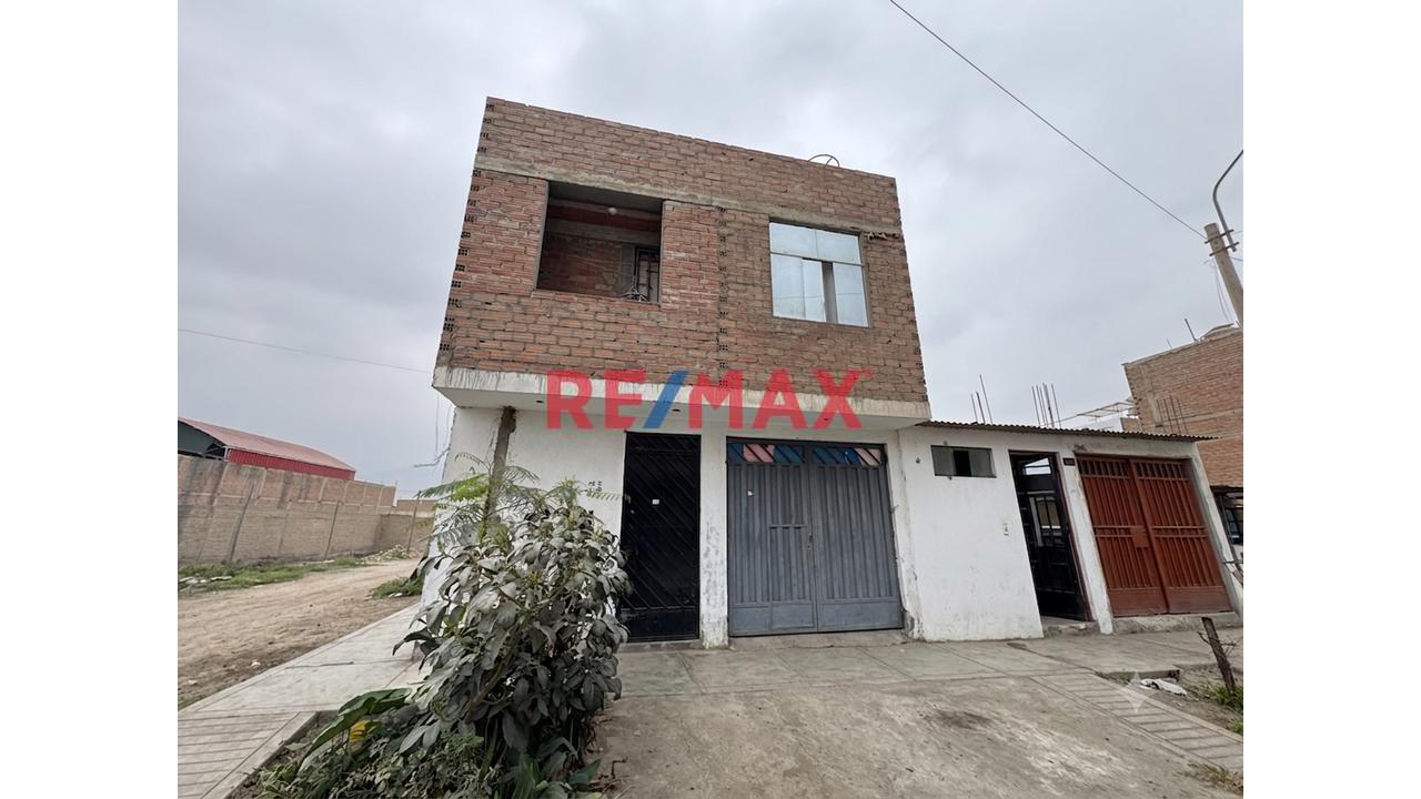 Se Vende Casa En Urbanización Esmeralda Carabayllo