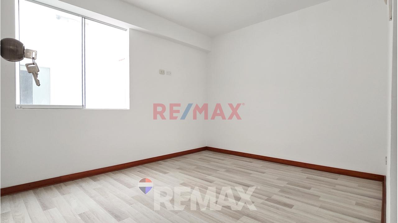 Vendo Moderno Duplex De Estreno + Aires En Surquillo, Limite Con San Isidro. - 14