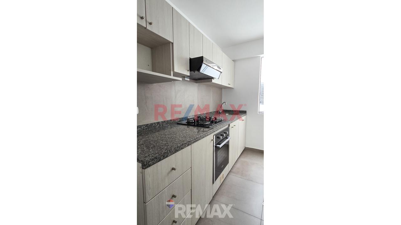Vendo Moderno Duplex De Estreno + Aires En Surquillo, Limite Con San Isidro. - 4