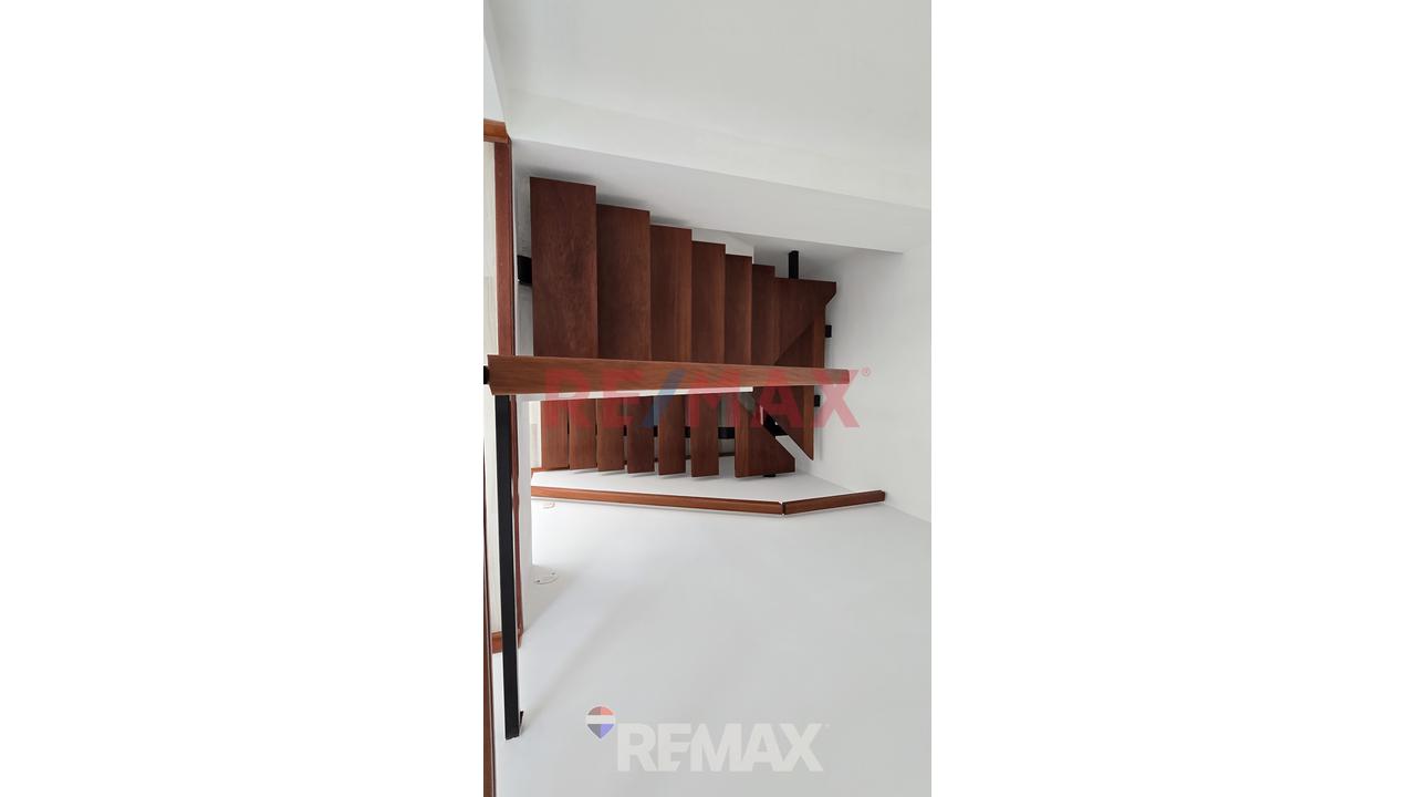 Vendo Moderno Duplex De Estreno + Aires En Surquillo, Limite Con San Isidro. - 8