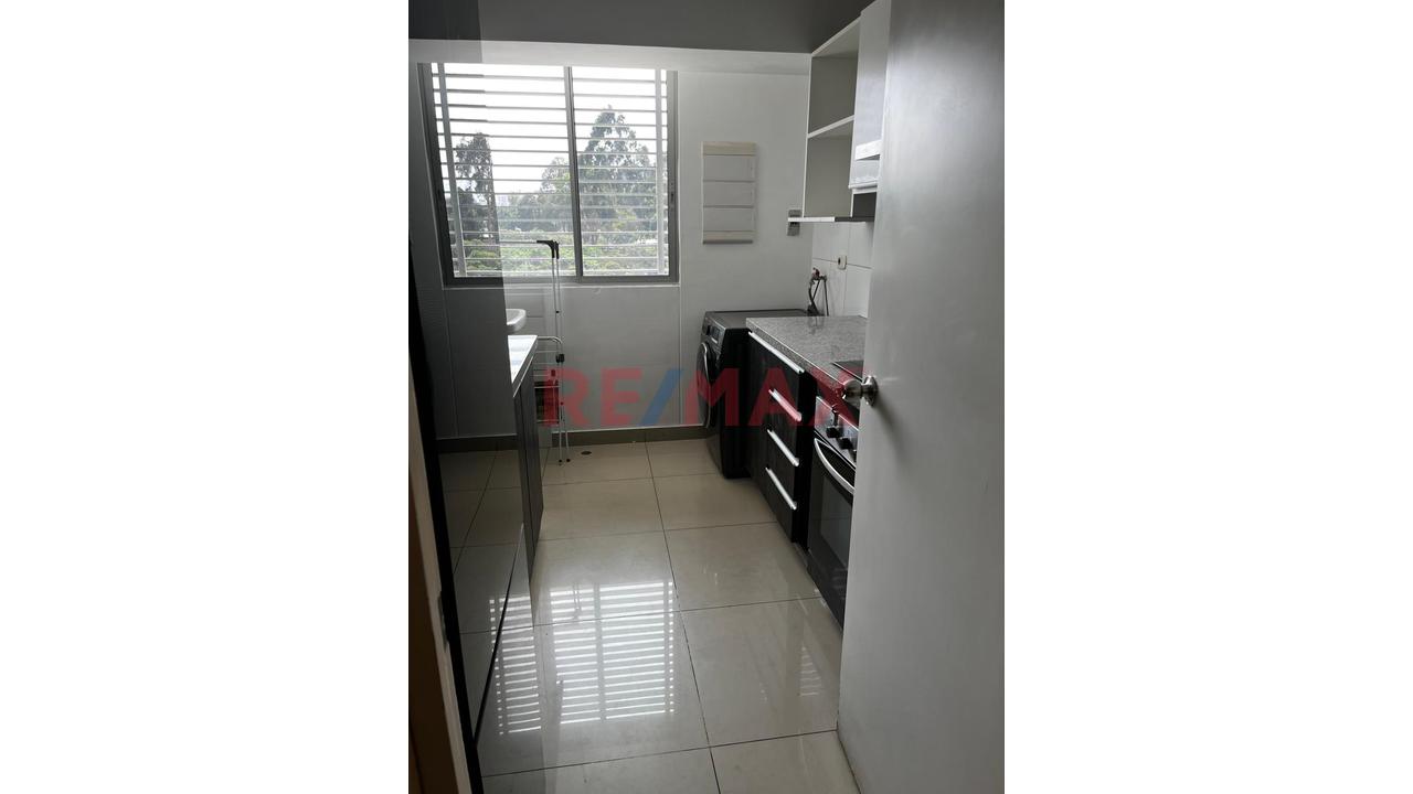 ✨ Alquilo Departamento De 93 M² Amoblado + Balcón + Cochera+ Áreas Comunes | Lince — foto 10