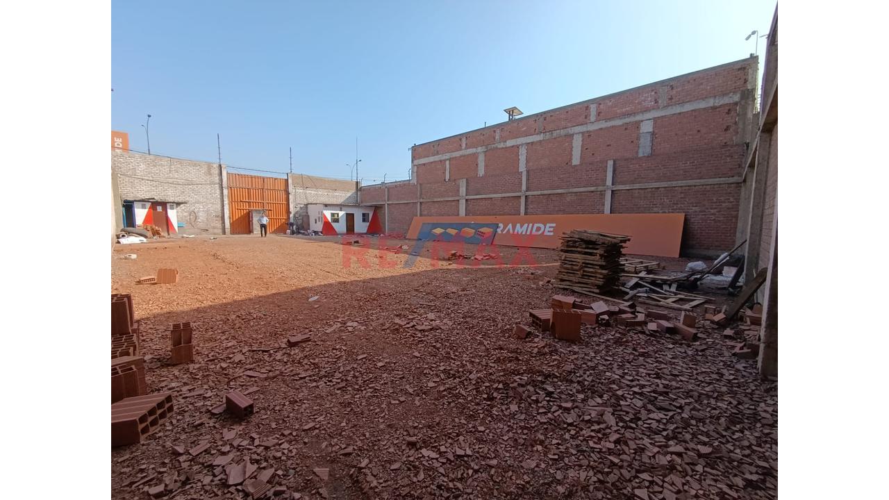 Alquilo Local Industrial 500 M2 - Los Huertos De Huachipa - 5