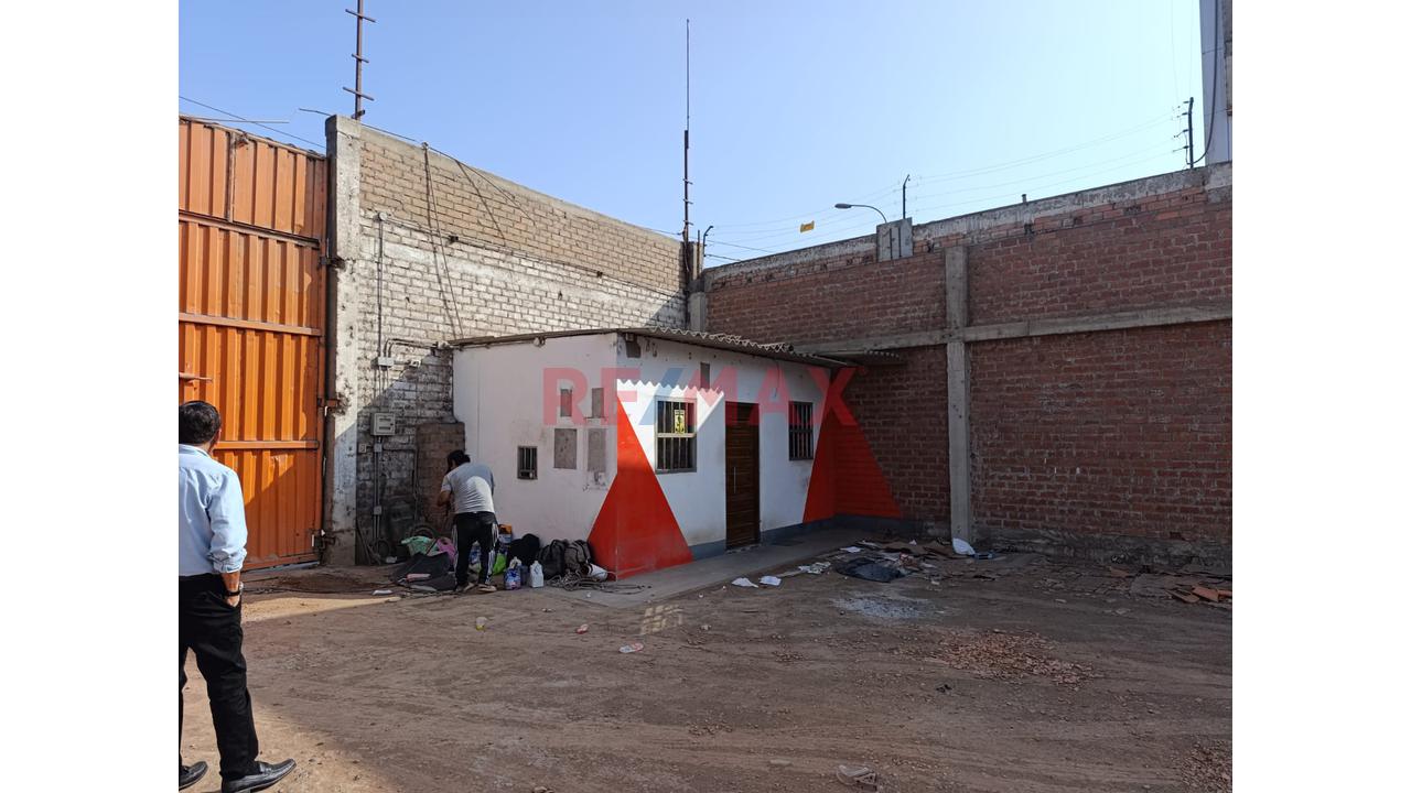 Alquilo Local Industrial 500 M2 - Los Huertos De Huachipa - 9