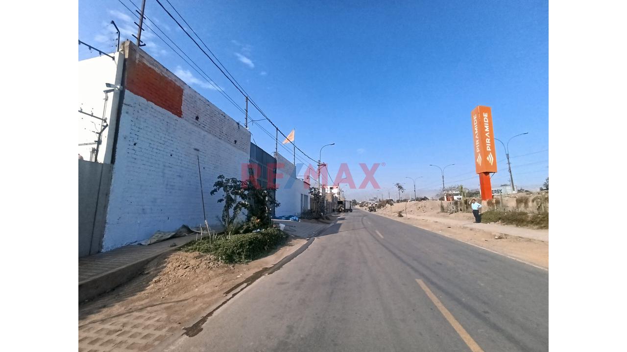 Alquilo Local Industrial 500 M2 - Los Huertos De Huachipa - 4