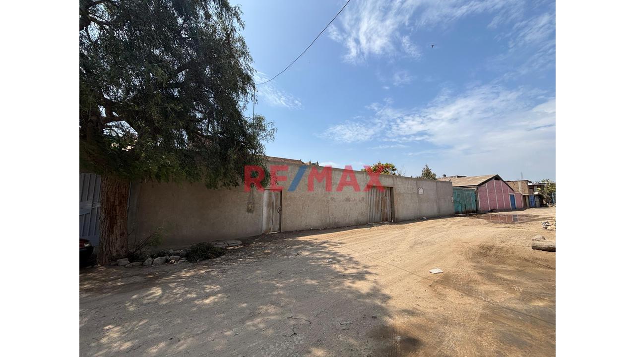 Casa Sin Acabados De 2 Pisos En Amplio Terreno En Sector Santa Rosa - Moche / Cerca A La Planta De La Coca Cola - 2