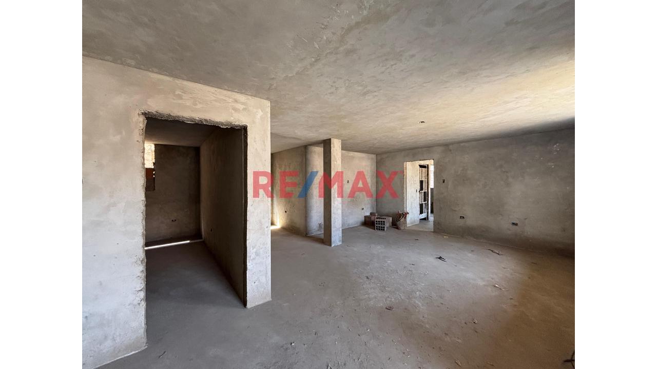 Casa Sin Acabados De 2 Pisos En Amplio Terreno En Sector Santa Rosa - Moche / Cerca A La Planta De La Coca Cola - 8
