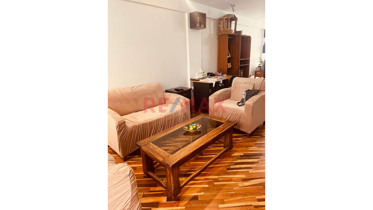 Departamento En Venta En San Sebastian Camioneros - 12