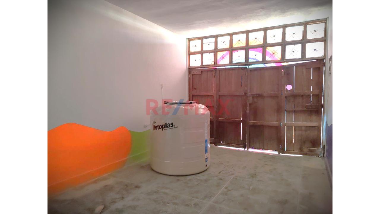 ¡Oportunidad Única En Sullana! Casa En Venta En Urb Santa Rosa De 250M2 - 13