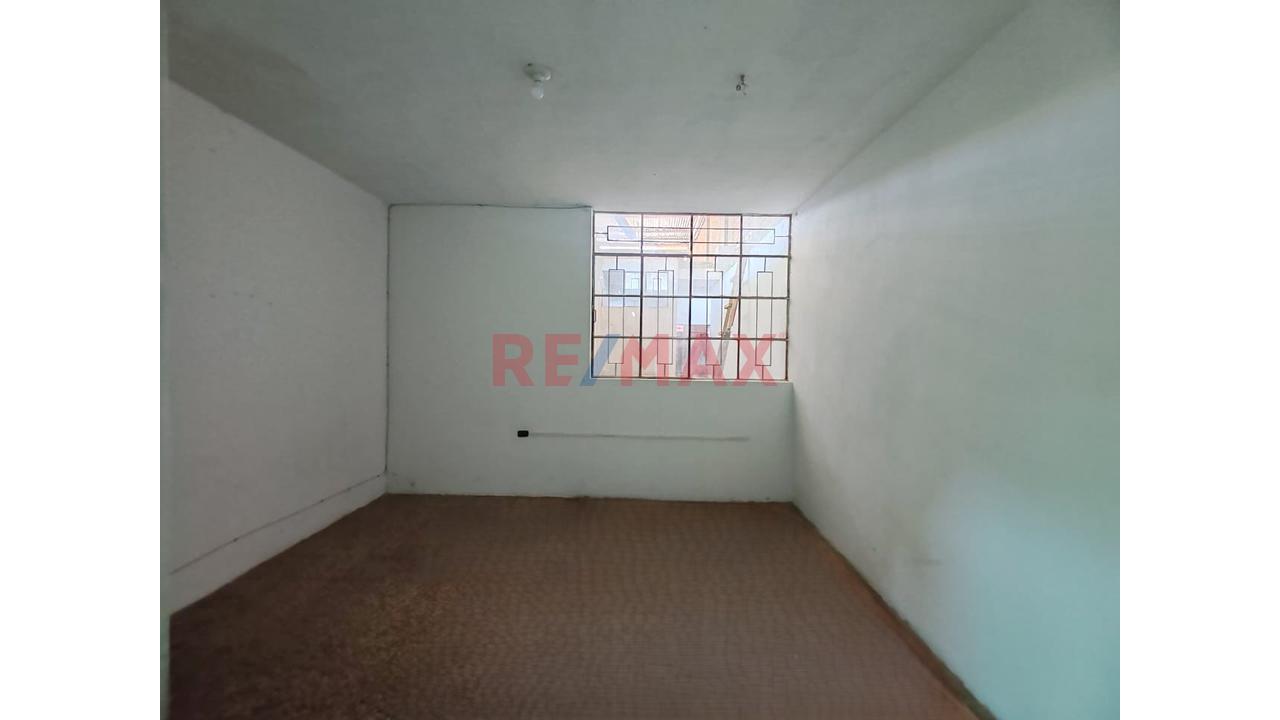 ¡Oportunidad Única En Sullana! Casa En Venta En Urb Santa Rosa De 250M2 - 10
