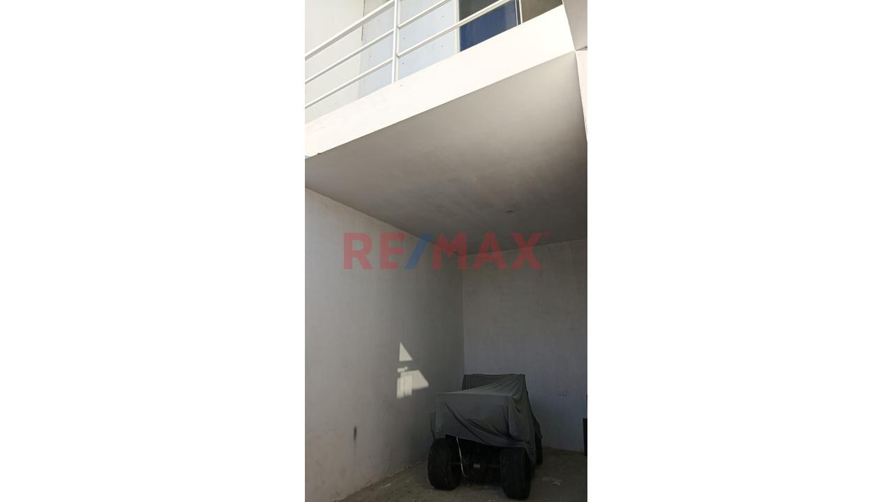 📢 Se Vende Hermosa Casa En 📍Urb. Alameda Country Club – Castilla, Piura 💰 Precio: S/ 380,000 Soles . 📐 At: 90.00 M² | Ac: 180.00 M² - 3