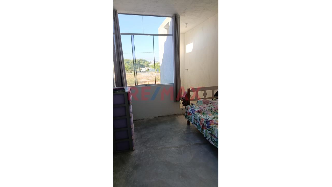 📢 Se Vende Hermosa Casa En 📍Urb. Alameda Country Club – Castilla, Piura 💰 Precio: S/ 380,000 Soles . 📐 At: 90.00 M² | Ac: 180.00 M² - 11