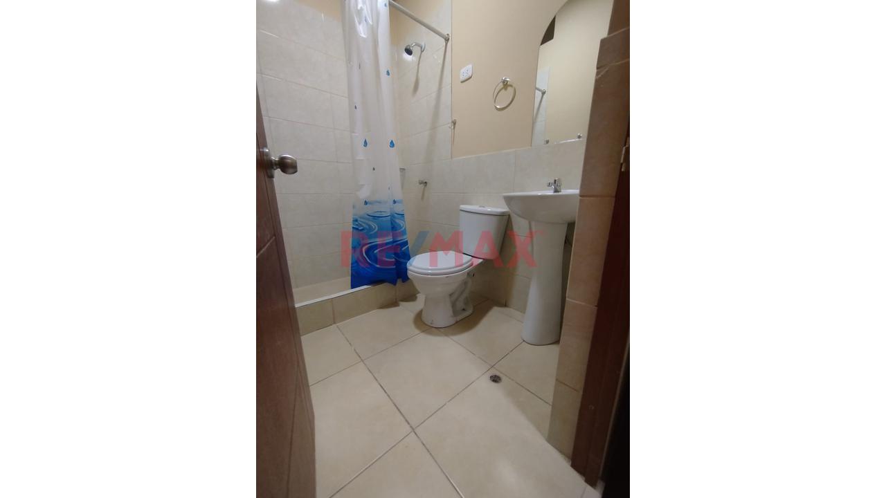 Casa En Alquiler De Dos Pisos En Los Cedros - Piura - 17