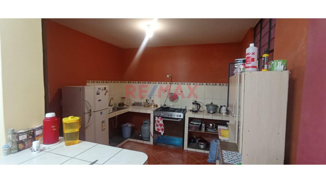 Casa En Alquiler De Dos Pisos En Los Cedros - Piura - 13
