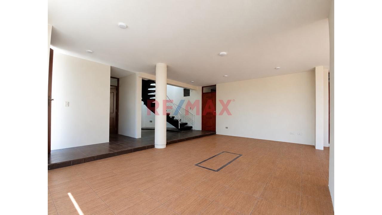 🏡 Casa En Venta En Urbanización Tintaya – Cercado De Arequipa — foto 2