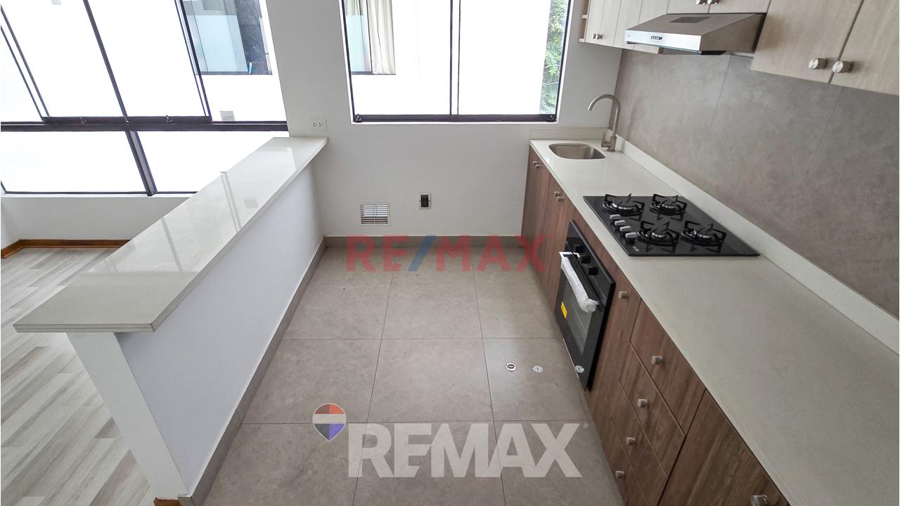 Vendo Moderno Duplex De Estreno Frente A Parque - Surquillo - 6