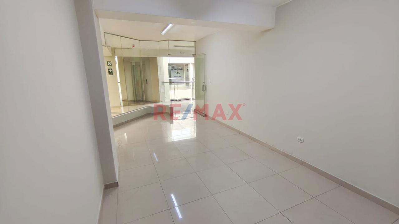 Local Comercial En Venta En El 4To Piso En Global Plaza En El Cercado De Arequipa — foto 6