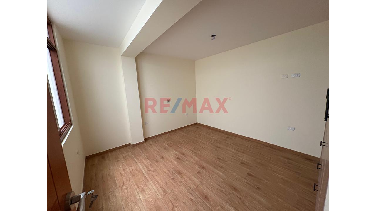 Venta De Casa Urb. Altos Del Valle Centenario - 10