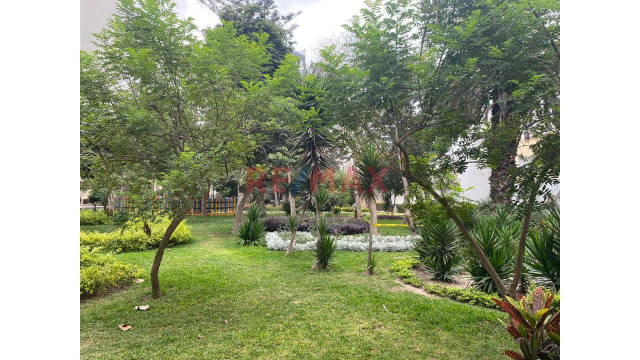 Surquillo - Departamento Duplex En Venta De 147.32 M2 En Barrio Medico - 21